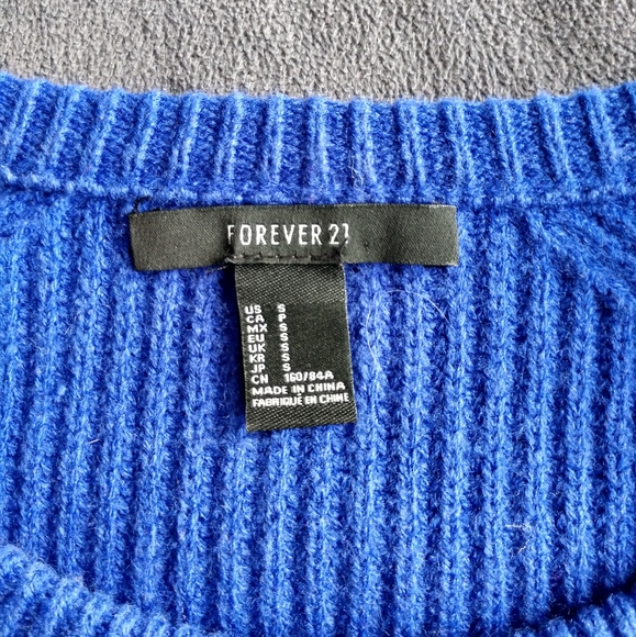 Crop top sweater - Picture 7 of 12